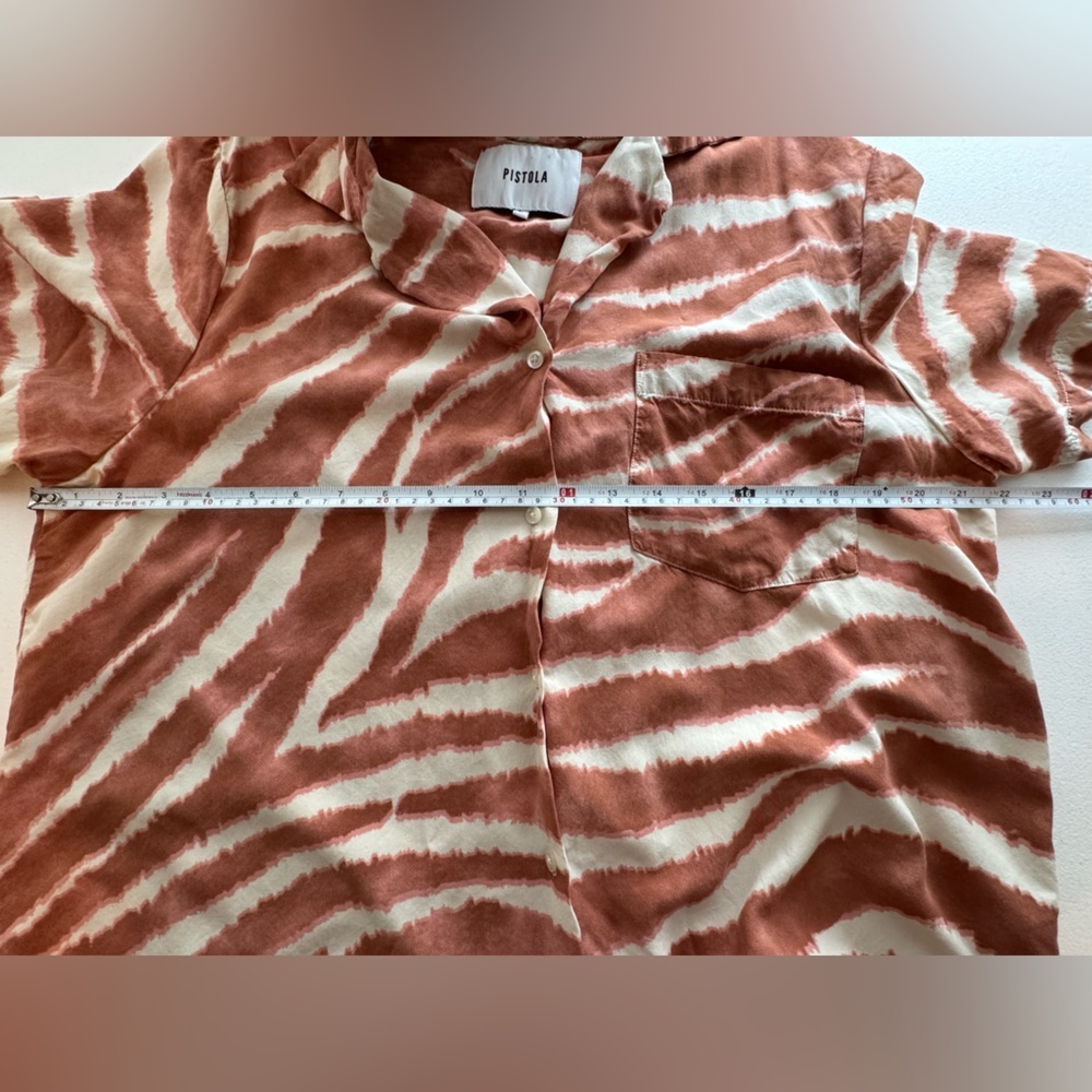 Pistola Zebra Print Button Down Size Large - image 3